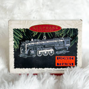 1996 Hallmark Christmas Ornament Lionel 700E Hudson Steam Locomotive